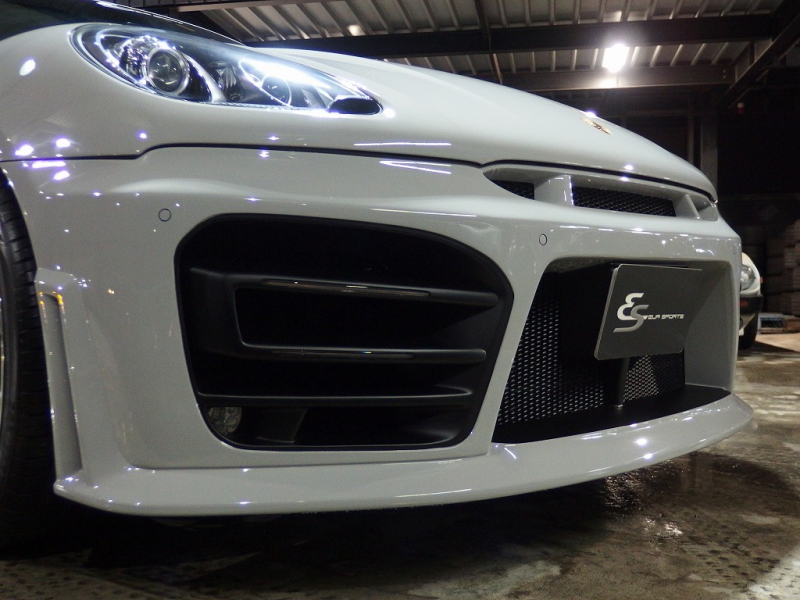 ポルシェ マカン ターボ EUR-GTエアロ ESダウンサス ES22inアルミ LCA 中古車