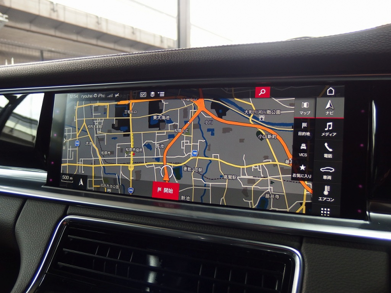 ポルシェ&nbsp;パナメーラ&nbsp;正規ディーラー車　右ハンドル　エントリードライブ&nbsp;中古車