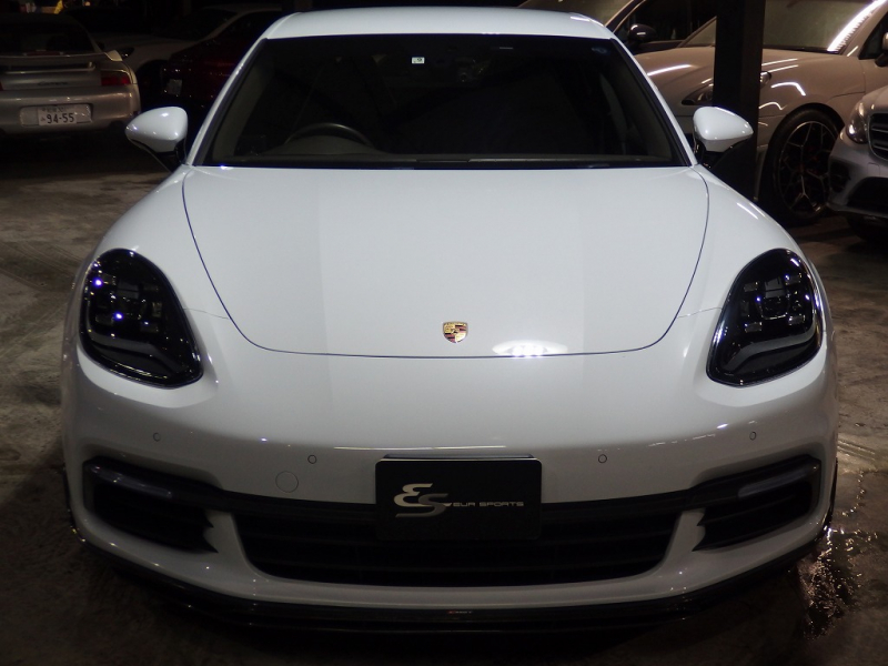 ポルシェ&nbsp;パナメーラ&nbsp;正規ディーラー車　右ハンドル　エントリードライブ&nbsp;中古車