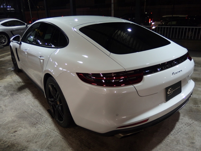 ポルシェ&nbsp;パナメーラ&nbsp;正規ディーラー車　右ハンドル　エントリードライブ&nbsp;中古車