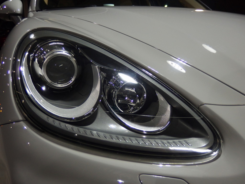 ポルシェ&nbsp;カイエン&nbsp;S　正規ディーラー車　左ハンドル　EURエアロ　外22inアルミ　ダウンサス　サンルーフ&nbsp;中古車