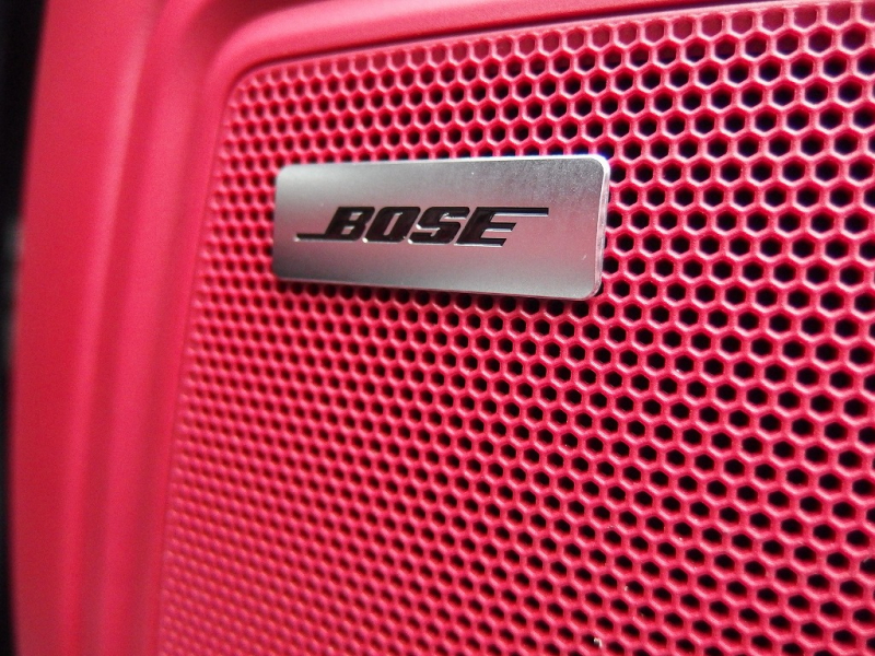 ポルシェ マカン ターボ　スポーツクロノPKG　EURエアロ　パノラマガラスルーフ　レッドレザー　管理ユーザー様下取り 中古車