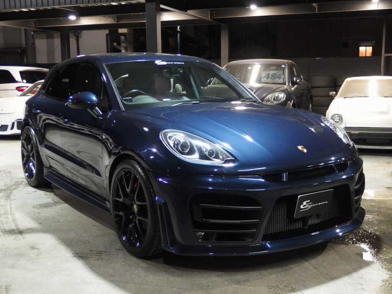 ポルシェ マカン ターボ　スポーツクロノPKG　EURエアロ　パノラマガラスルーフ　レッドレザー　管理ユーザー様下取り 中古車