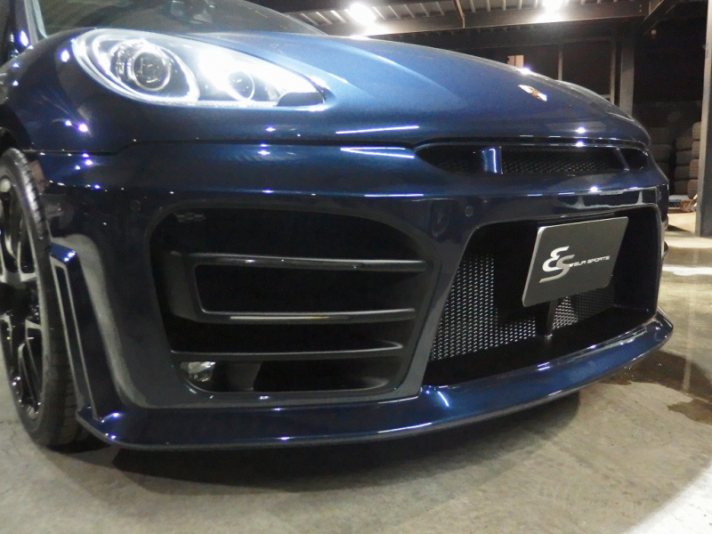 ポルシェ マカン ターボ　スポーツクロノPKG　EURエアロ　パノラマガラスルーフ　レッドレザー　管理ユーザー様下取り 中古車