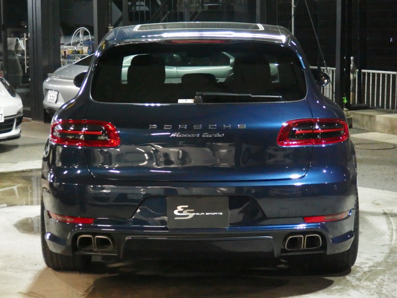 ポルシェ マカン ターボ　スポーツクロノPKG　EURエアロ　パノラマガラスルーフ　レッドレザー　管理ユーザー様下取り 中古車