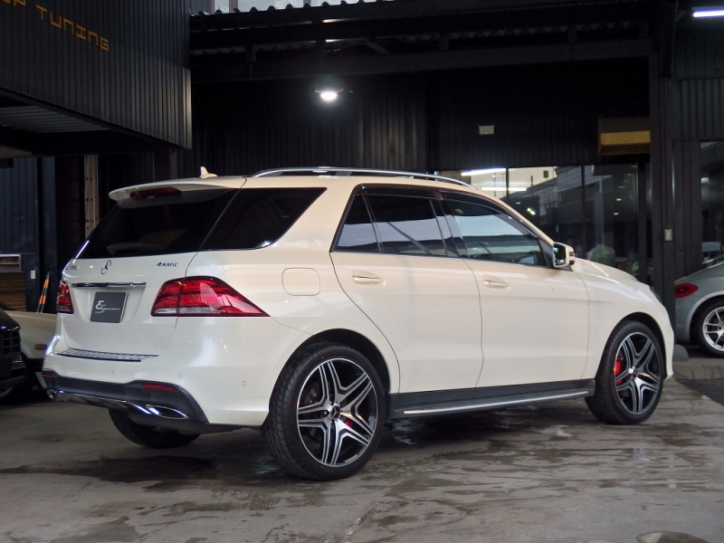 メルセデスベンツ GLE GLE350d　4マチック　スポーツ　AMG43純正フロントグリル　社外22インチアルミ 中古車