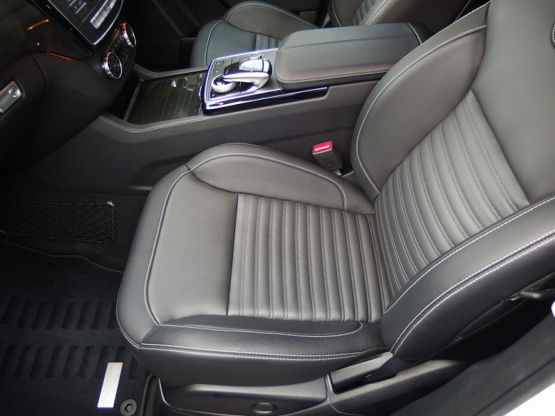 メルセデスベンツ GLE GLE350d　4マチック　スポーツ　AMG43純正フロントグリル　社外22インチアルミ 中古車