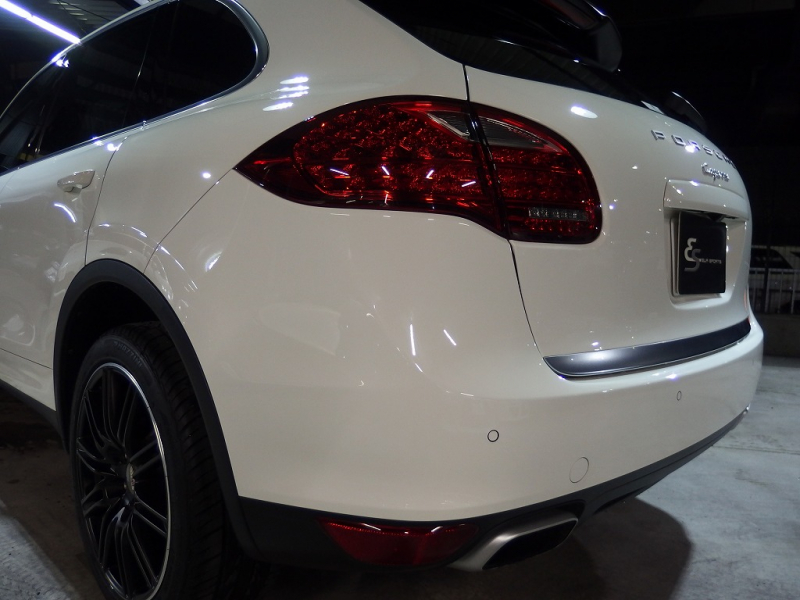 ポルシェ&nbsp;カイエン&nbsp;V6 3.6L 正規ディーラー車　サンルーフ　ルーフレール　社外20インチアルミ&nbsp;中古車