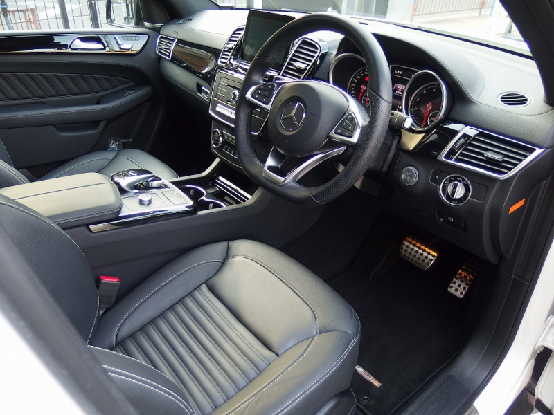 AMG&nbsp;GLE&nbsp;GLE43　4マチック　右ハンドル　パナメリカーナグリル　パノラマサンルーフ&nbsp;中古車