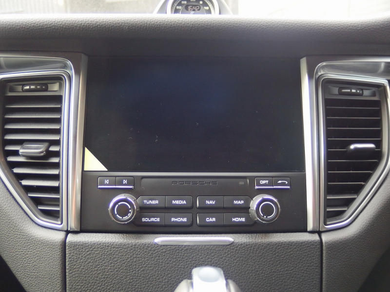 ポルシェ&nbsp;マカン&nbsp;S　正規ディーラー車　ｽﾎﾟｰﾂｸﾛﾉPKG　EUR-GTｴｱﾛ　22inｱﾙﾐ　ESﾀﾞｳﾝｻｽ&nbsp;中古車