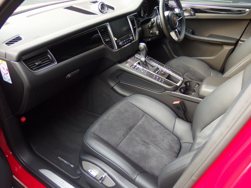 ポルシェ&nbsp;マカン&nbsp;S　正規ディーラー車　ｽﾎﾟｰﾂｸﾛﾉPKG　EUR-GTｴｱﾛ　22inｱﾙﾐ　ESﾀﾞｳﾝｻｽ&nbsp;中古車