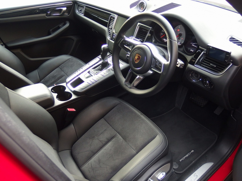 ポルシェ&nbsp;マカン&nbsp;S　正規ディーラー車　ｽﾎﾟｰﾂｸﾛﾉPKG　EUR-GTｴｱﾛ　22inｱﾙﾐ　ESﾀﾞｳﾝｻｽ&nbsp;中古車