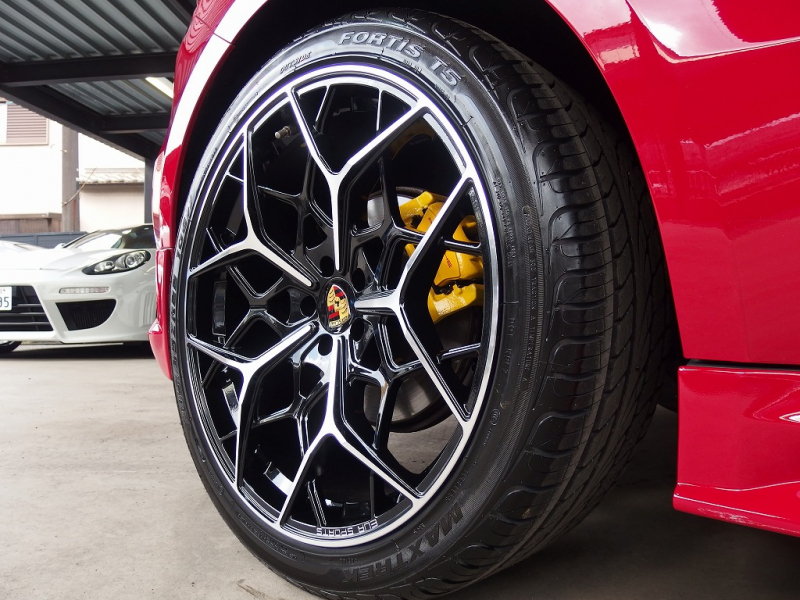 ポルシェ&nbsp;マカン&nbsp;S　正規ディーラー車　ｽﾎﾟｰﾂｸﾛﾉPKG　EUR-GTｴｱﾛ　22inｱﾙﾐ　ESﾀﾞｳﾝｻｽ&nbsp;中古車