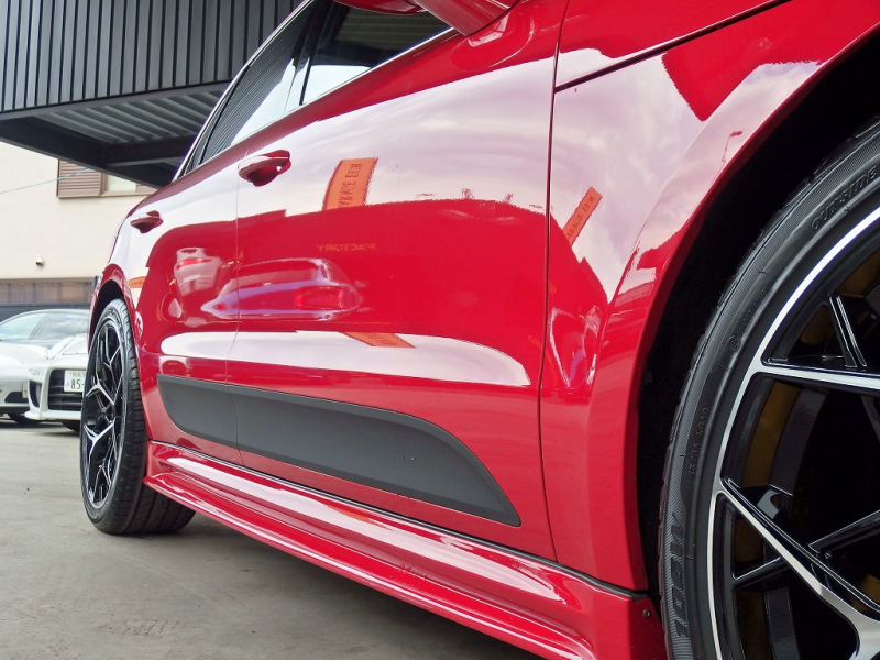 ポルシェ&nbsp;マカン&nbsp;S　正規ディーラー車　ｽﾎﾟｰﾂｸﾛﾉPKG　EUR-GTｴｱﾛ　22inｱﾙﾐ　ESﾀﾞｳﾝｻｽ&nbsp;中古車