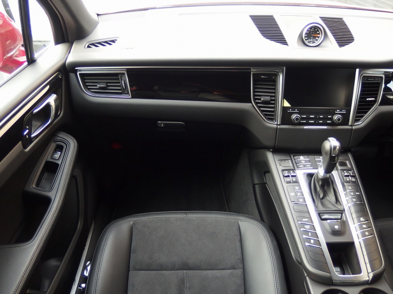 ポルシェ&nbsp;マカン&nbsp;S　正規ディーラー車　ｽﾎﾟｰﾂｸﾛﾉPKG　EUR-GTｴｱﾛ　22inｱﾙﾐ　ESﾀﾞｳﾝｻｽ&nbsp;中古車