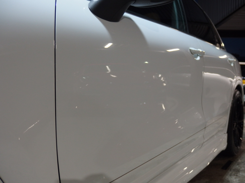 ポルシェ カイエン 正規ディーラー車 右ハンドル EUR-GTエアロ 22inアルミ クルーズコントロール シートヒーター 中古車