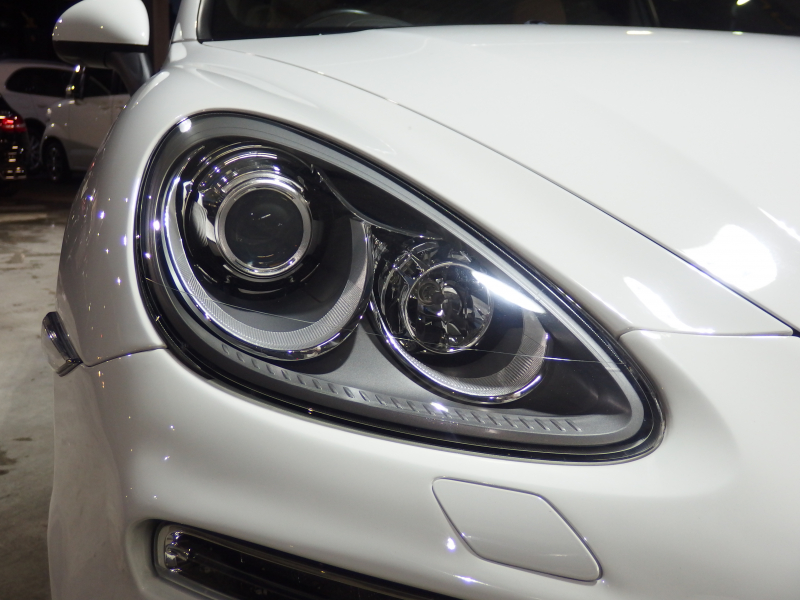 ポルシェ カイエン 正規ディーラー車 右ハンドル EUR-GTエアロ 22inアルミ クルーズコントロール シートヒーター 中古車