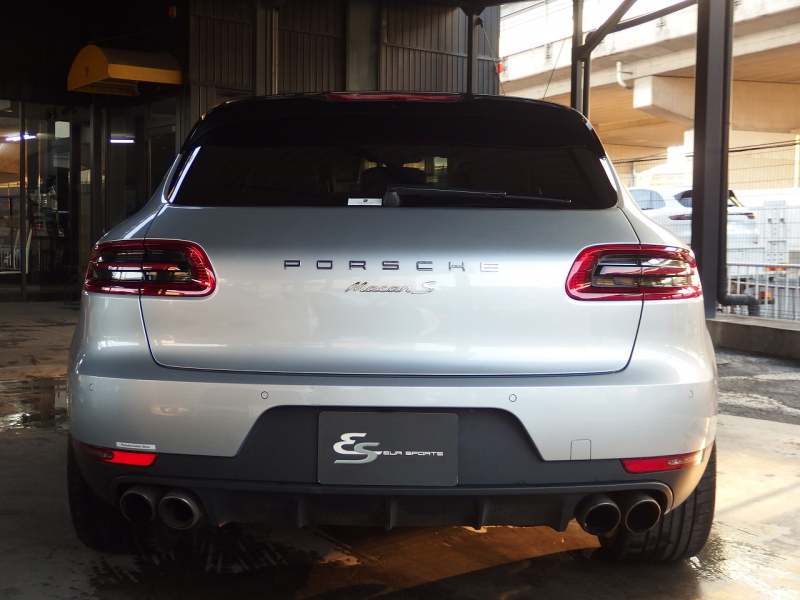 ポルシェ マカン S アダプティブクルーズコントロール　ワンオーナー　2015年モデル　スマートキー 中古車