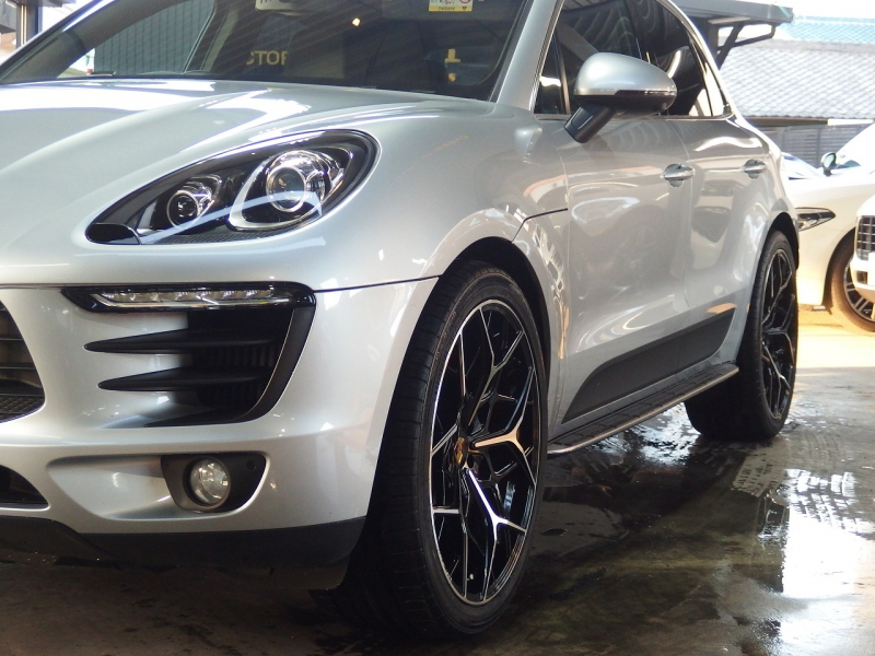 ポルシェ マカン S アダプティブクルーズコントロール　ワンオーナー　2015年モデル　スマートキー 中古車