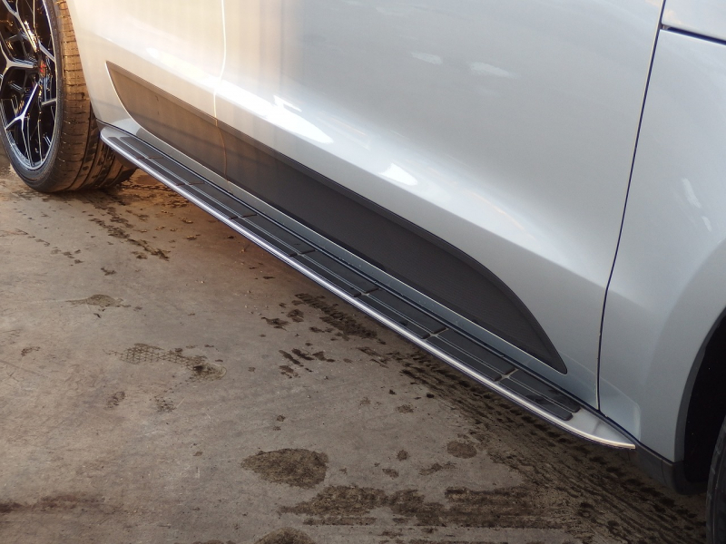 ポルシェ マカン S アダプティブクルーズコントロール　ワンオーナー　2015年モデル　スマートキー 中古車