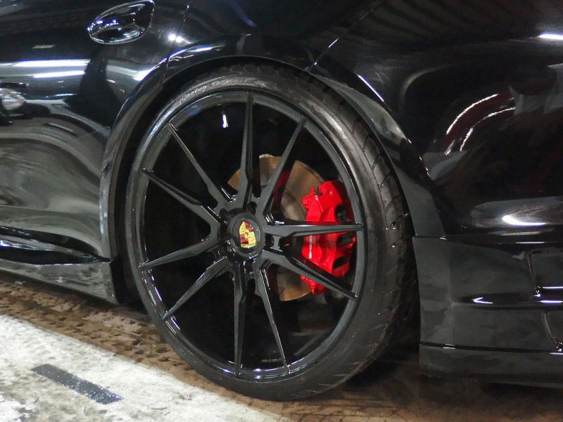 ポルシェ パナメーラ S　EUR－GTコンプリート　スポーツクロノパッケージ　ディーラー車　左ハンドル　サンルーフ 中古車