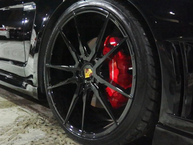 ポルシェ パナメーラ S　EUR－GTコンプリート　スポーツクロノパッケージ　ディーラー車　左ハンドル　サンルーフ 中古車