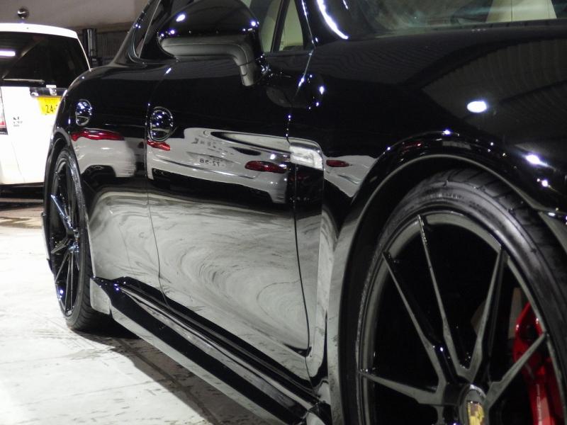 ポルシェ パナメーラ S　EUR－GTコンプリート　スポーツクロノパッケージ　ディーラー車　左ハンドル　サンルーフ 中古車