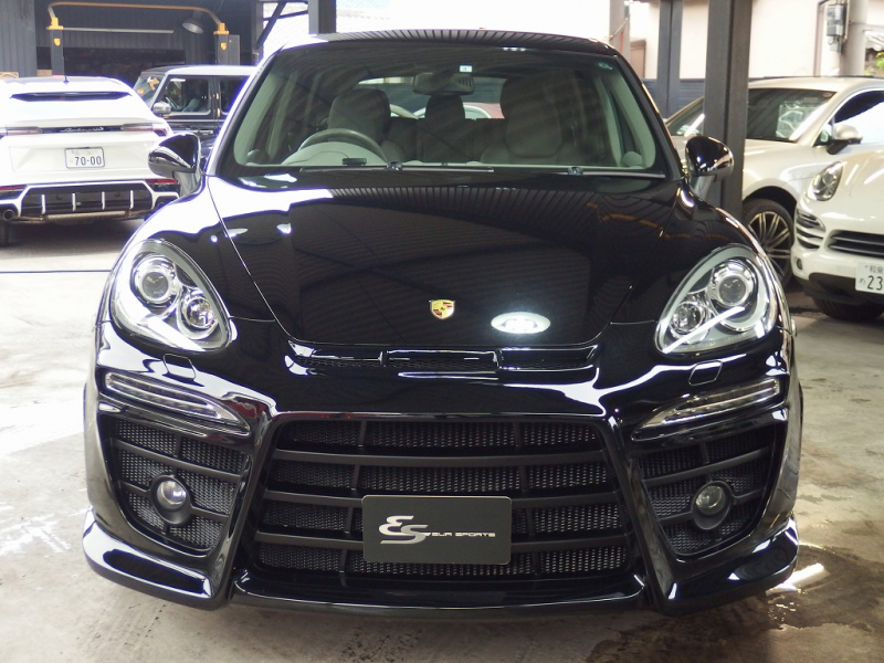 ポルシェ カイエン S　EUR－GTコンプリート　右ハンドル　正規ディーラー車　 中古車