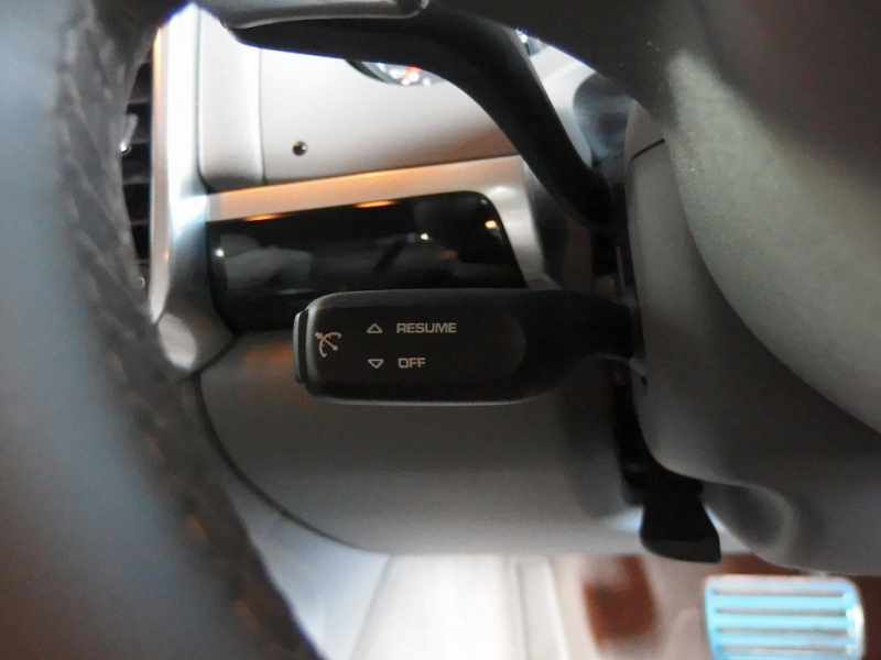 ポルシェ カイエン S　EUR－GTコンプリート　右ハンドル　正規ディーラー車　 中古車