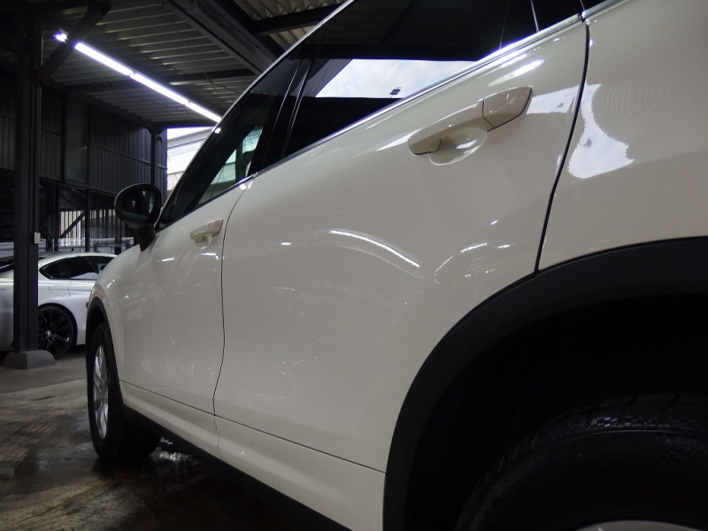 ポルシェ カイエン 正規ディーラー車　右ハンドル　 中古車