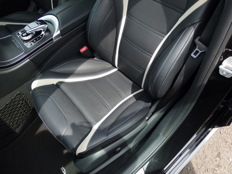 メルセデスベンツ&nbsp;Cクラス&nbsp;AMG C63Sステーションワゴン&nbsp;中古車