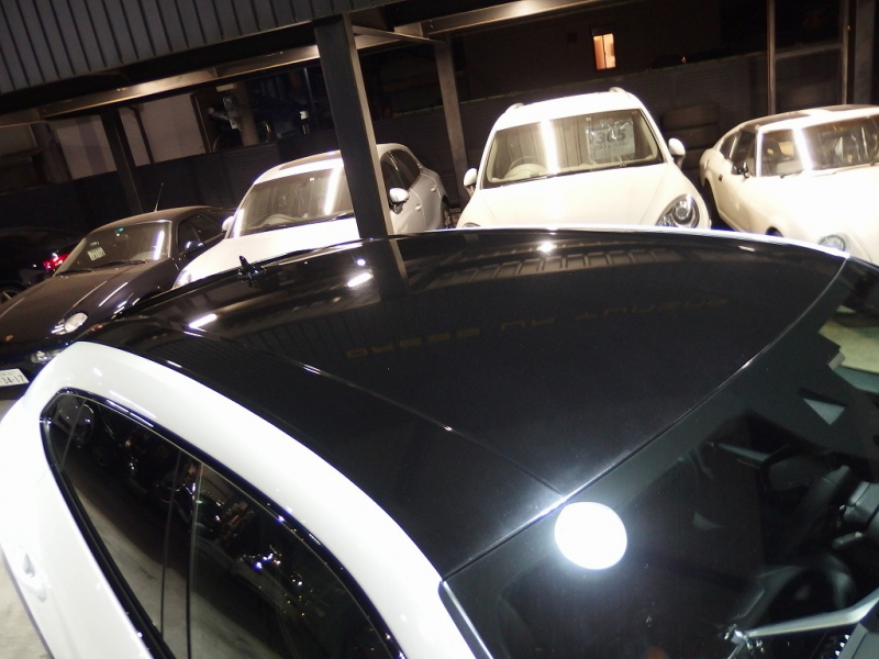 ランボルギーニ ウルス 正規ディーラー車　左ハンドル　純正22インチアルミ　レッドキャリパー 中古車