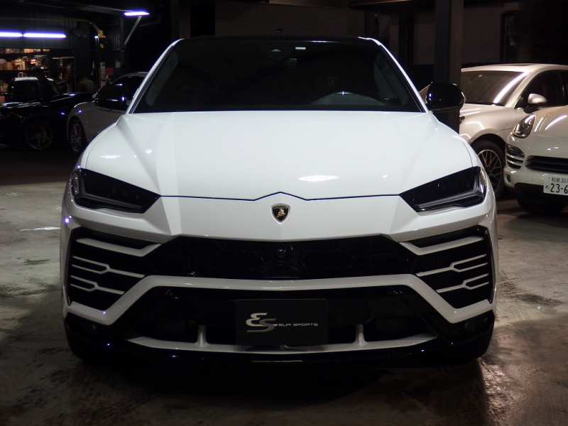 ランボルギーニ ウルス 正規ディーラー車　左ハンドル　純正22インチアルミ　レッドキャリパー 中古車