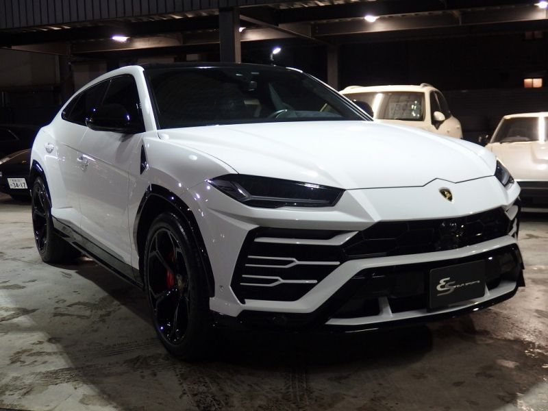 ランボルギーニ ウルス 正規ディーラー車　左ハンドル　純正22インチアルミ　レッドキャリパー 中古車