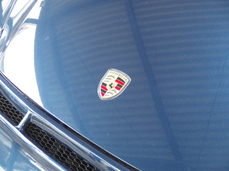 ポルシェ カイエン ワンオーナー　正規ディーラー車　右ハンドル　パノラマサンルーフ  EUR-GTエアロ　ES22インチアルミ　ESダウンサス 中古車