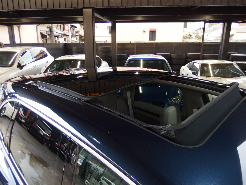 ポルシェ カイエン ワンオーナー　正規ディーラー車　右ハンドル　パノラマサンルーフ  EUR-GTエアロ　ES22インチアルミ　ESダウンサス 中古車