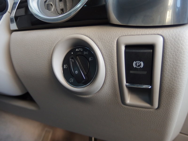 ポルシェ カイエン ワンオーナー　正規ディーラー車　右ハンドル　パノラマサンルーフ  EUR-GTエアロ　ES22インチアルミ　ESダウンサス 中古車