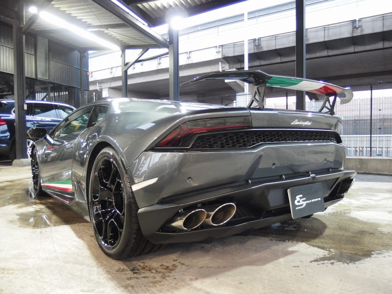 ランボルギーニ&nbsp;ウラカン&nbsp;LP610-4 正規ディラー車　左ハンドル　2015年モデル　エレガンテインテリア　フロントリフター　ローダウン&nbsp;中古車