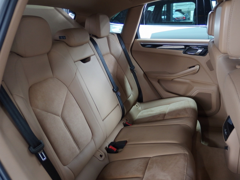 ポルシェ&nbsp;マカン&nbsp;マカンS 2015年モデル EUR-GT クレヨンオールペイント　ES22inアルミ　ESダウンサス&nbsp;中古車