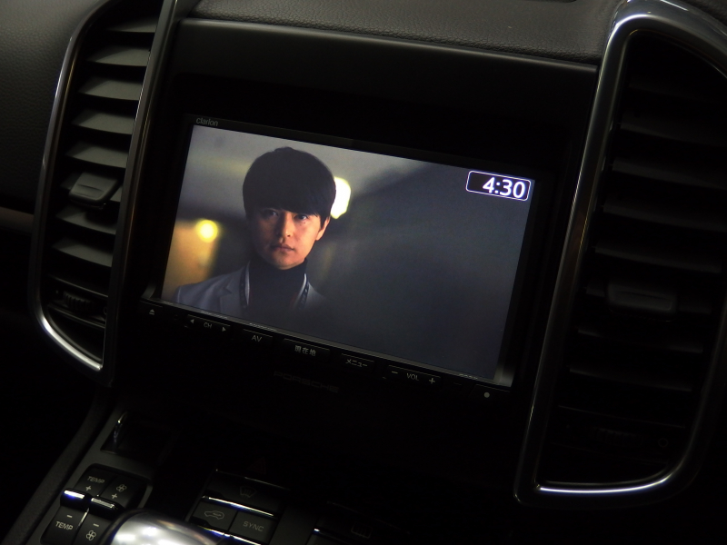 ポルシェ&nbsp;カイエン&nbsp;プラチナエディション　アダプティブクルーズコントロール　EUR-GTエアロ　ES22inアルミ　ESサウンサス　正規ディーラー車&nbsp;中古車