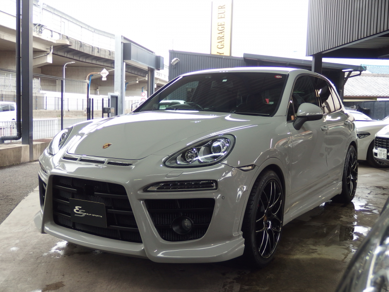 ポルシェ&nbsp;カイエン&nbsp;プラチナエディション　アダプティブクルーズコントロール　EUR-GTエアロ　ES22inアルミ　ESサウンサス　正規ディーラー車&nbsp;中古車