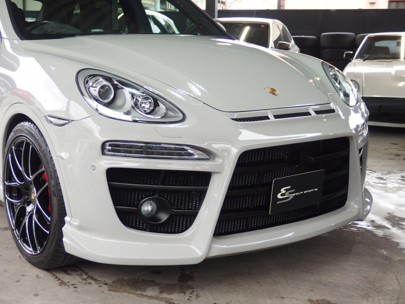 ポルシェ&nbsp;カイエン&nbsp;プラチナエディション　アダプティブクルーズコントロール　EUR-GTエアロ　ES22inアルミ　ESサウンサス　正規ディーラー車&nbsp;中古車