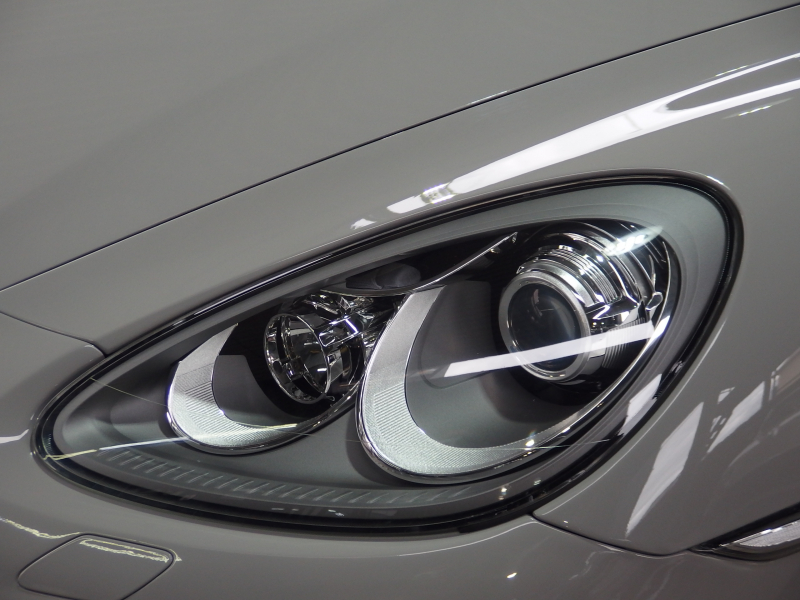 ポルシェ&nbsp;カイエン&nbsp;プラチナエディション　アダプティブクルーズコントロール　EUR-GTエアロ　ES22inアルミ　ESサウンサス　正規ディーラー車&nbsp;中古車