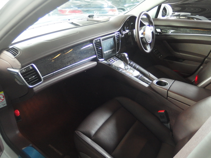 ポルシェ パナメーラ エディション 2016年モデル EUR-GTエアロ ES22インチアルミ ESダウンサス ESスポーツマフラー  中古車