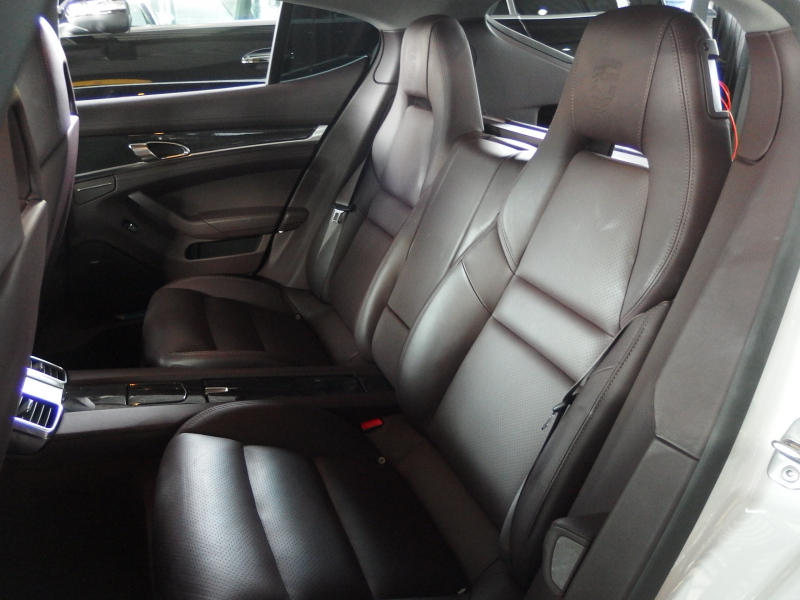 ポルシェ パナメーラ エディション 2016年モデル EUR-GTエアロ ES22インチアルミ ESダウンサス ESスポーツマフラー  中古車