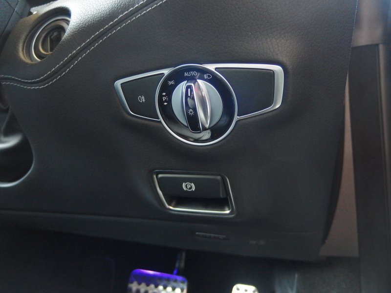 メルセデスベンツ Sクラス S550クーペ　AMGライン　ワンオーナー　パノラマガラスルーフ　レーダーセーフティパッケージ　エアバランスバッケージ 中古車