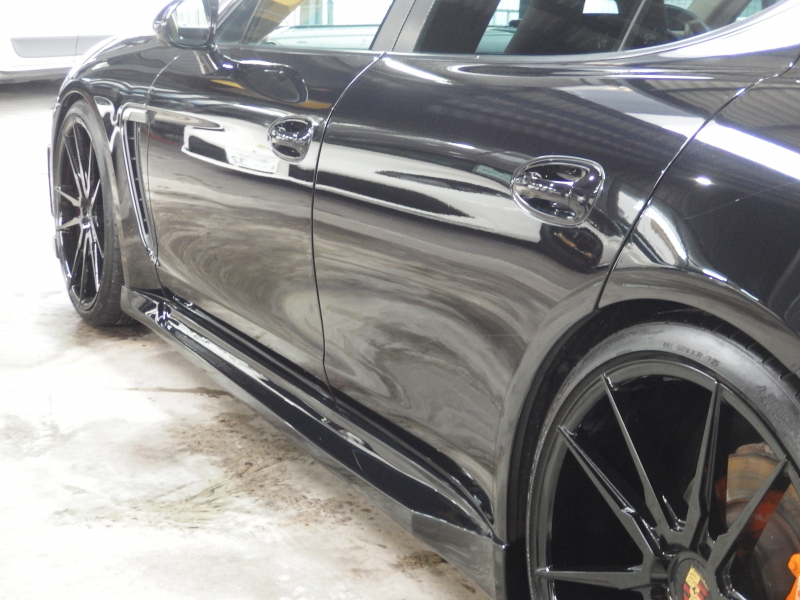 ポルシェ パナメーラ 後期 EUR-GTエアロ ES22インチアルミ ESスポーツマフラー ESダウンサス 正規ディーラー車 ベージュ×ブラックレザー 中古車