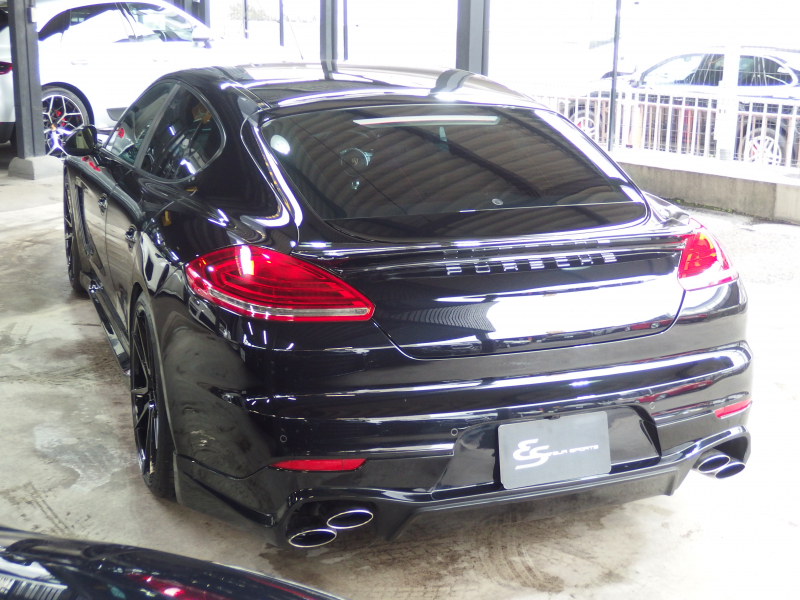 ポルシェ パナメーラ 後期 EUR-GTエアロ ES22インチアルミ ESスポーツマフラー ESダウンサス 正規ディーラー車 ベージュ×ブラックレザー 中古車