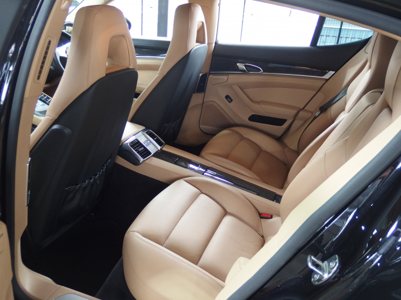 ポルシェ パナメーラ 後期 EUR-GTエアロ ES22インチアルミ ESスポーツマフラー ESダウンサス 正規ディーラー車 ベージュ×ブラックレザー 中古車