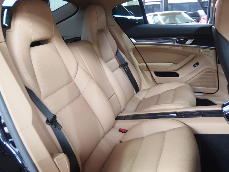 ポルシェ パナメーラ 後期 EUR-GTエアロ ES22インチアルミ ESスポーツマフラー ESダウンサス 正規ディーラー車 ベージュ×ブラックレザー 中古車